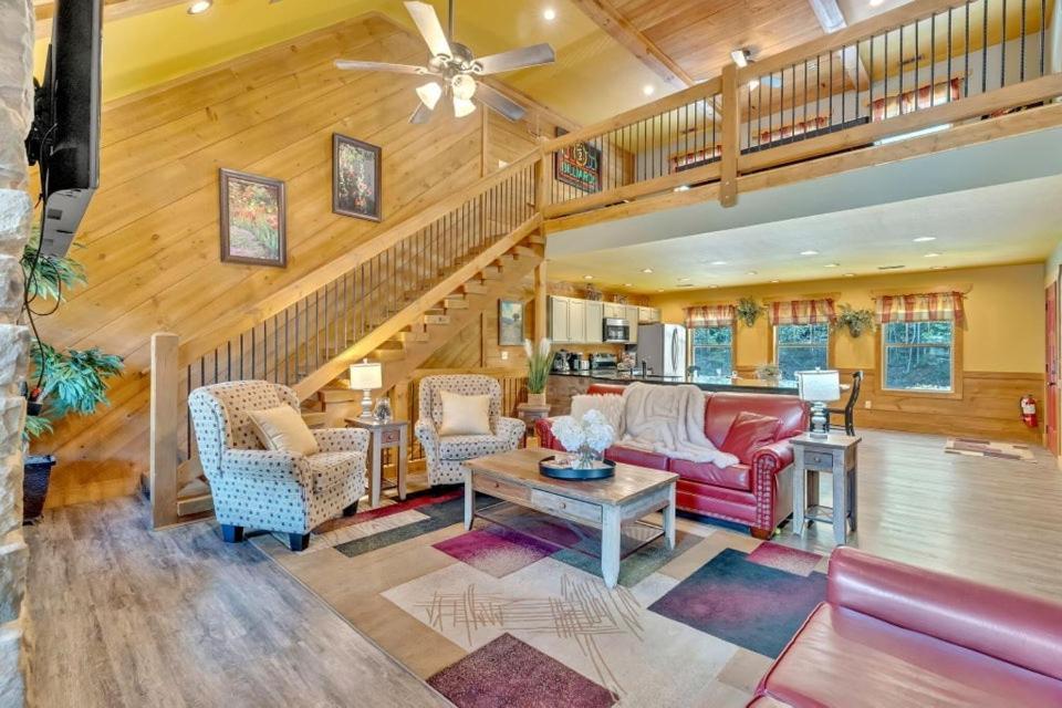 Splash Mountain Lodge By Eden Crest Gatlinburg Esterno foto